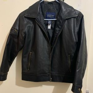 Austin clothing leather jacket. Boy’s Medium